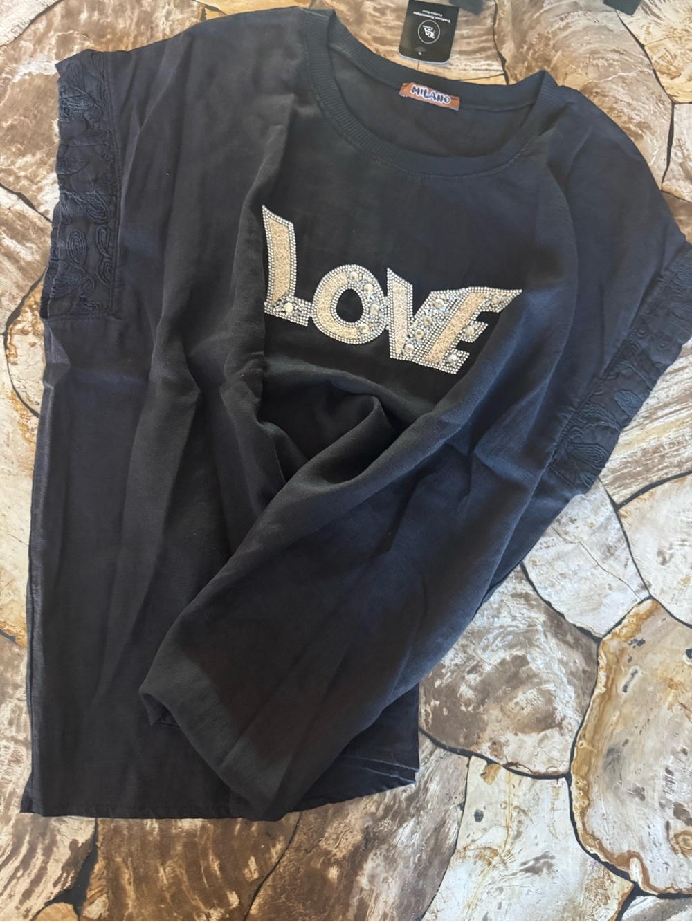 Milano Women’s Black 'LOVE' Rhinestone Tee